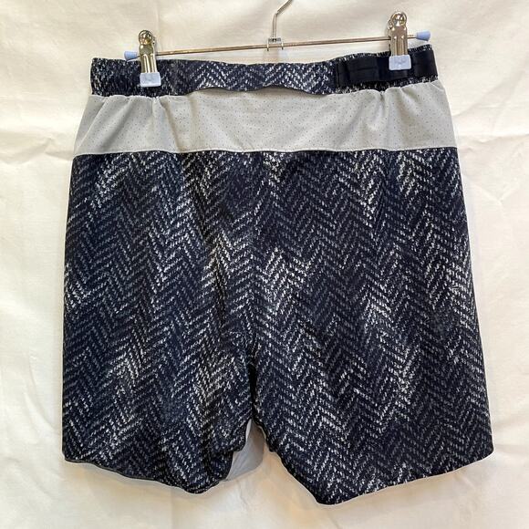lululemon Bleached Herringbone Multi surge shorts - Picture 3 of 6